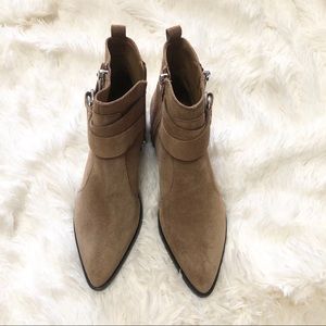 NWOT Nine West Ankle Booties Suede